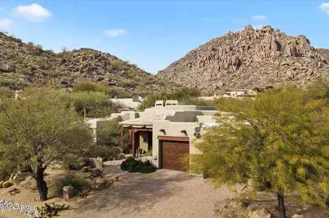 11410 E Juan Tabo Rd, Scottsdale, AZ 85255