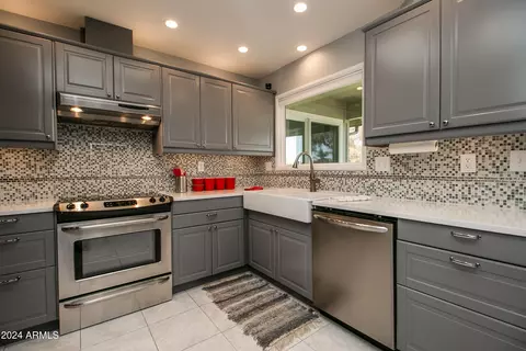 18435 N 125th Ave, Sun City West, AZ 85375