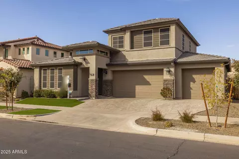Exterior - 9702 E Ripple Dr, Mesa, AZ 85212 photo 4 of 12