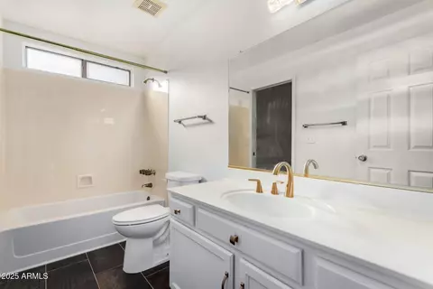 Bath - 12838 S 40th Pl, Phoenix, AZ 85044 photo 4 of 4