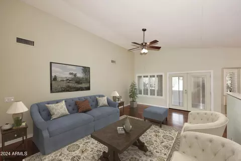 3502 E Tonto Ln, Phoenix, AZ 85050 photo 3