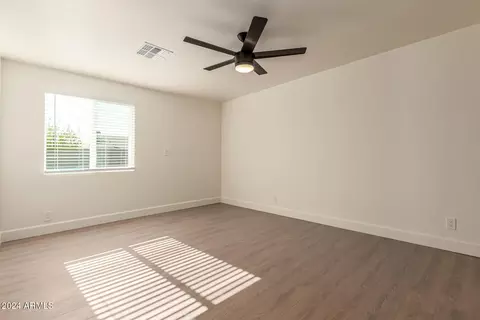 813 E Garnet Ave, Mesa, AZ 85204 photo 17