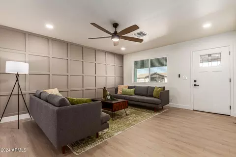 813 E Garnet Ave, Mesa, AZ 85204 photo 7