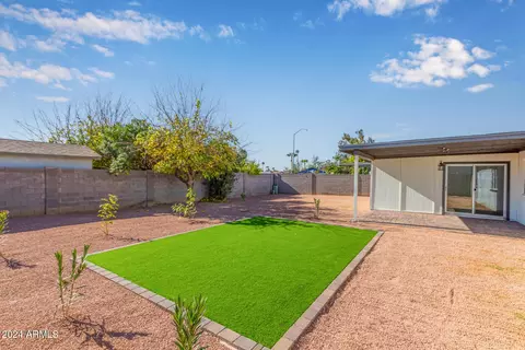 813 E Garnet Ave, Mesa, AZ 85204 photo 6