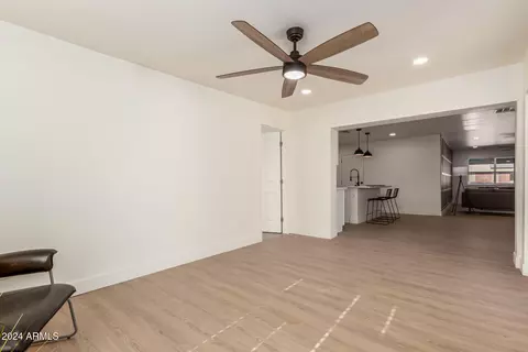 813 E Garnet Ave, Mesa, AZ 85204 photo 12