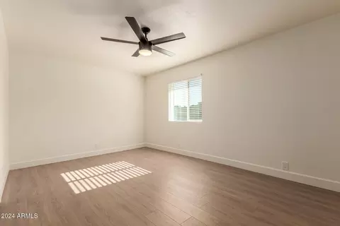 813 E Garnet Ave, Mesa, AZ 85204 photo 13