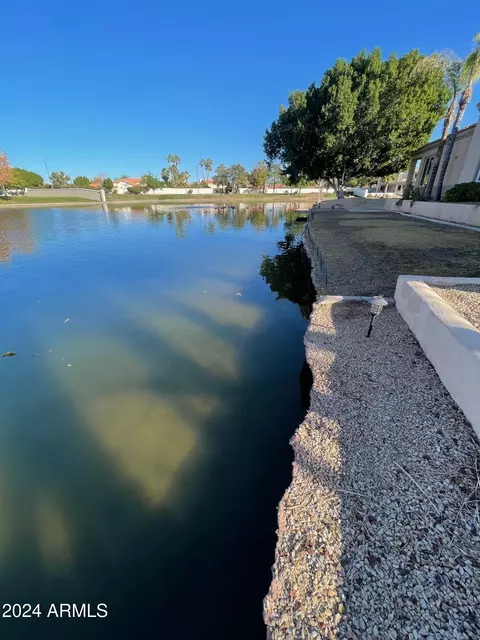 View/Area - 2120 E Catamaran Dr, Gilbert, AZ 85234 photo 2 of 3