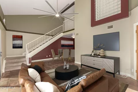Living - 4607 E Piedmont Rd, Phoenix, AZ 85044 photo 1 of 1