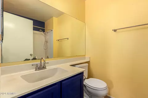 Bath - 4607 E Piedmont Rd, Phoenix, AZ 85044 photo 1 of 2