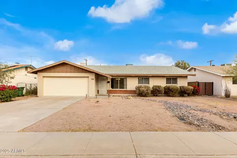 224 E Geneva Dr, Tempe, AZ 85282