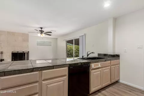 224 E Geneva Dr, Tempe, AZ 85282 photo 9