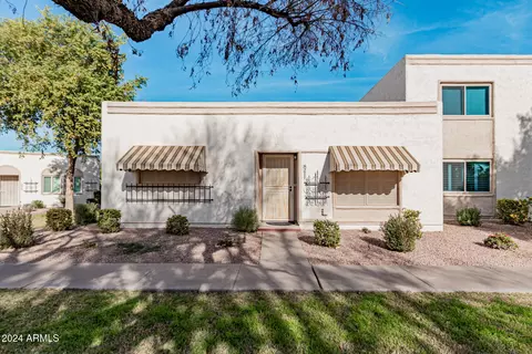 8211 E Mcdonald Dr, Scottsdale, AZ 85250