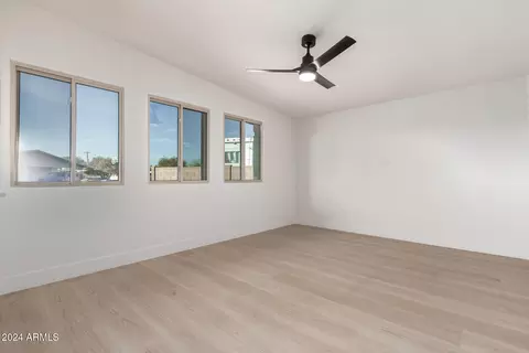 3753 E Paradise Dr, Phoenix, AZ 85028 photo 22