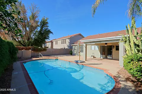 4047 E Rowel Rd, Phoenix, AZ 85050