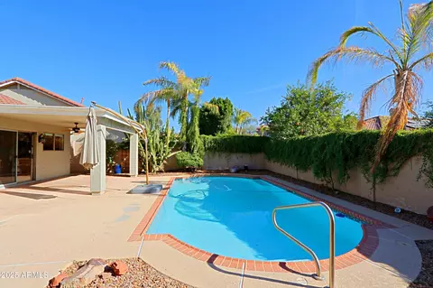 Exterior - 4047 E Rowel Rd, Phoenix, AZ 85050 photo 7 of 8