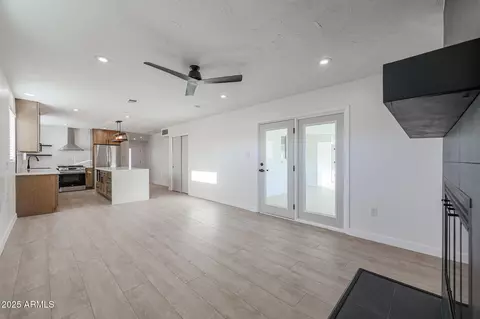Living - 2329 E Turney Ave, Phoenix, AZ 85016 photo 3 of 5