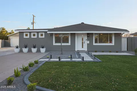 Exterior - 2329 E Turney Ave, Phoenix, AZ 85016 photo 2 of 7