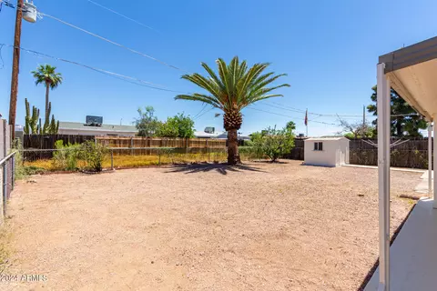 Exterior - 1079 S Lawther Dr, Apache Junction, AZ 85120 photo 7 of 8