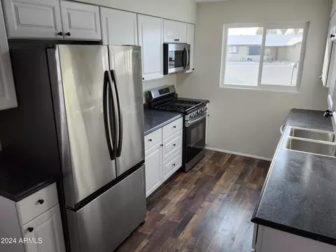 1222 N Palm Ln, Coolidge, AZ 85128