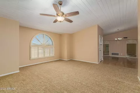 4008 E Cholla Canyon Dr, Phoenix, AZ 85044 photo 3