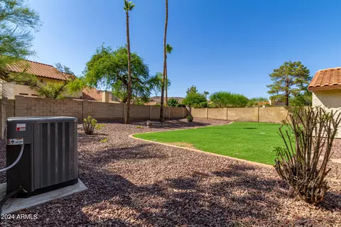 4008 E Cholla Canyon Dr, Phoenix, AZ 85044 photo 21