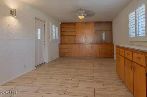 1350 N 37th Dr, Phoenix, AZ 85009 photo 6