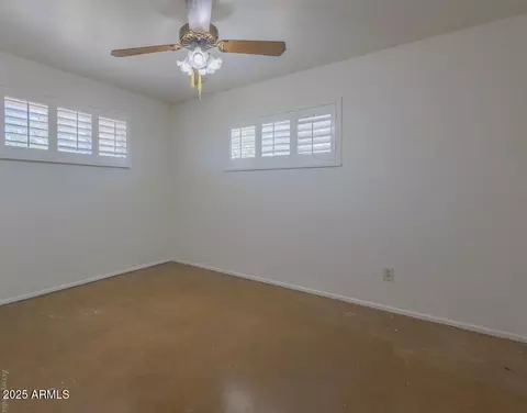 1350 N 37th Dr, Phoenix, AZ 85009 photo 12