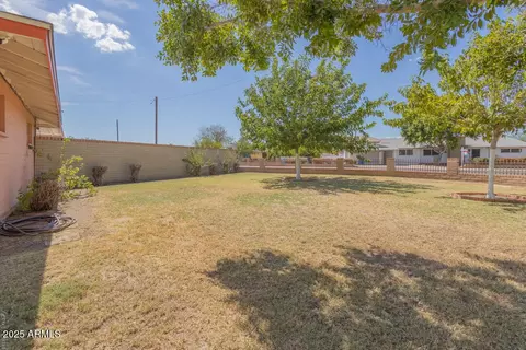 1350 N 37th Dr, Phoenix, AZ 85009 photo 17