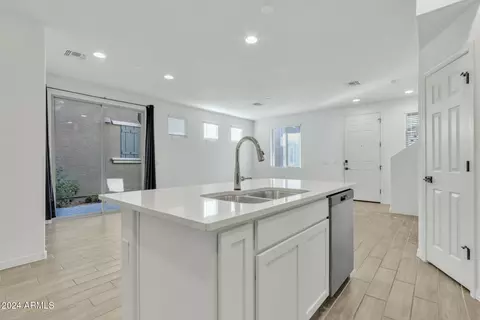 8235 E Impala Ave, Mesa, AZ 85209 photo 11
