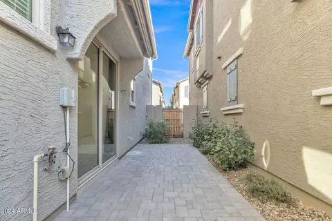 8235 E Impala Ave, Mesa, AZ 85209 photo 29