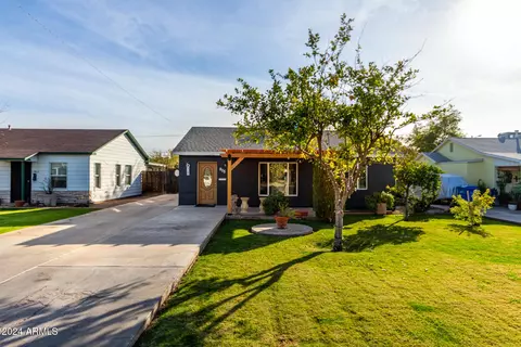 905 E Weldon Ave, Phoenix, AZ 85014