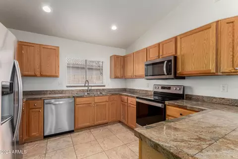 3415 Escuda Rd, Phoenix, AZ 85050 photo 11