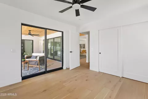 Bedroom - 6733 N 14th St, Phoenix, AZ 85014 photo 3 of 4