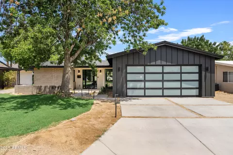 Exterior - 6733 N 14th St, Phoenix, AZ 85014 photo 1 of 5