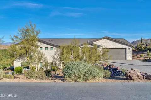2620 W Wolftrap Rd, New River, AZ 85087