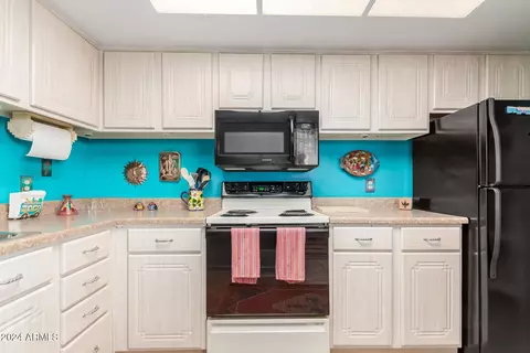 4201 E Camelback Rd #70, Phoenix, AZ 85018 photo 14