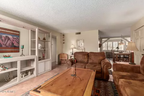 4201 E Camelback Rd #70, Phoenix, AZ 85018 photo 9