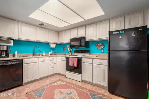 4201 E Camelback Rd #70, Phoenix, AZ 85018 photo 12