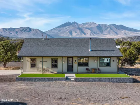 10880 Greenlee Rd, Flagstaff, AZ 86004