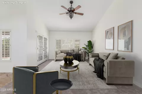 Living - 905 E Knight Ln, Tempe, AZ 85284 photo 4 of 8