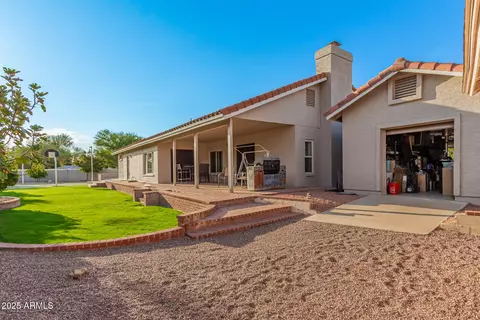 Exterior - 905 E Knight Ln, Tempe, AZ 85284 photo 5 of 12