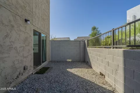 Exterior - 8184 N 22nd Dr, Phoenix, AZ 85021 photo 2 of 2