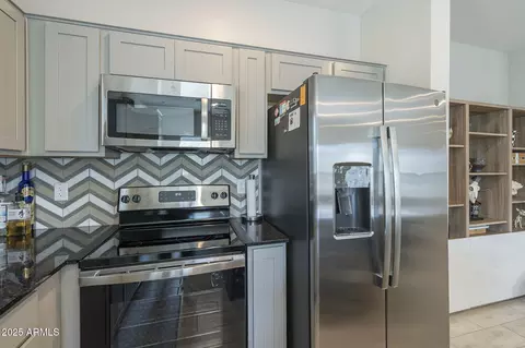 Kitchen - 8184 N 22nd Dr, Phoenix, AZ 85021 photo 3 of 5
