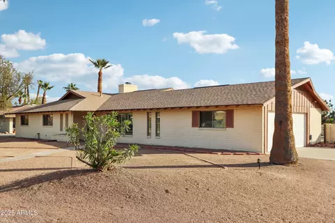203 W Llano Dr, Litchfield Park, AZ 85340