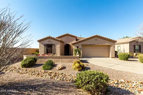 5556 S Hawthorn St, Gilbert, AZ 85298