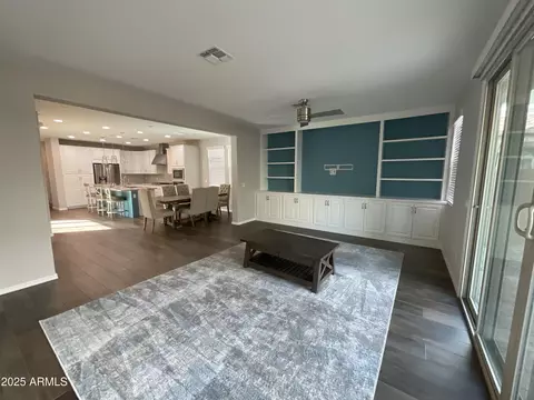 1669 S Wallrade Ln, Gilbert, AZ 85295 photo 5