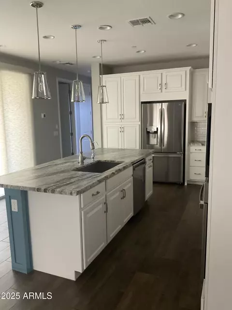 1669 S Wallrade Ln, Gilbert, AZ 85295 photo 11