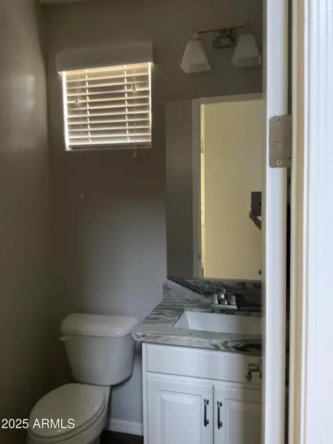 1669 S Wallrade Ln, Gilbert, AZ 85295 photo 14