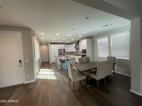 1669 S Wallrade Ln, Gilbert, AZ 85295 photo 6