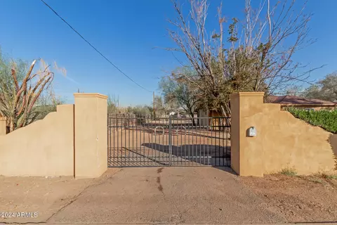 1340 W Romley Rd, Phoenix, AZ 85041